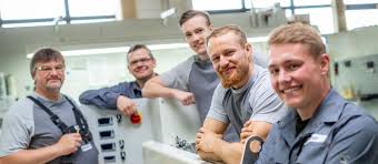 What Comprehensive Services Does H&H Elektrotechnik GmbH Offer?